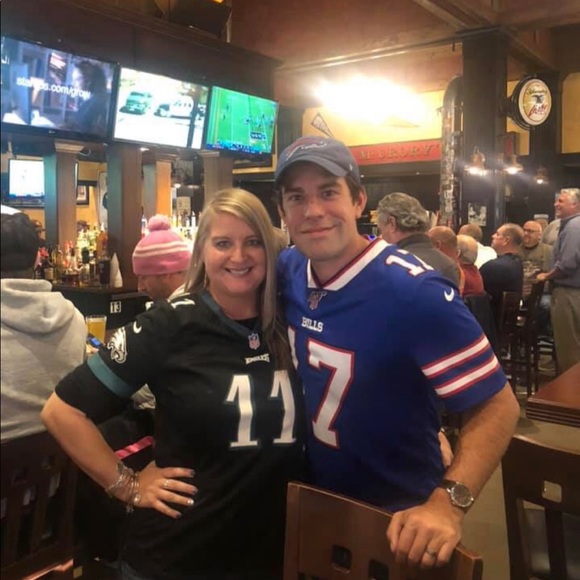 Meet your Posher, Tori - Picture 5 of 6